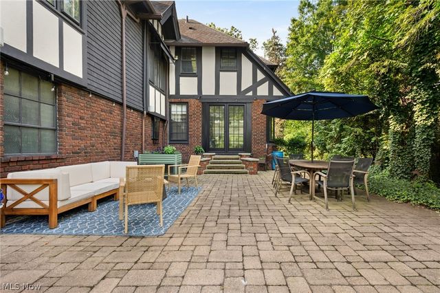 14211 Larchmere Boulevard, Shaker Heights, OH 44120