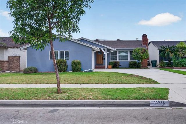 13238 Premiere Avenue, Downey, CA 90242