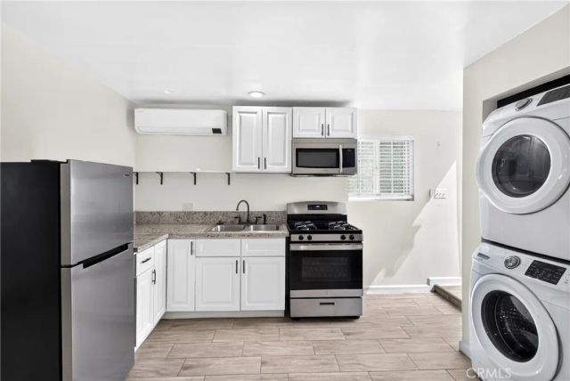 13238 Premiere Avenue, Downey, CA 90242
