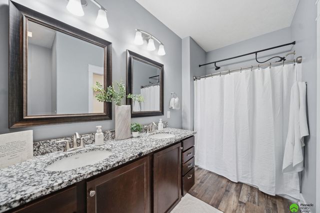 9515 Friedman Street, Lincoln, NE 68516