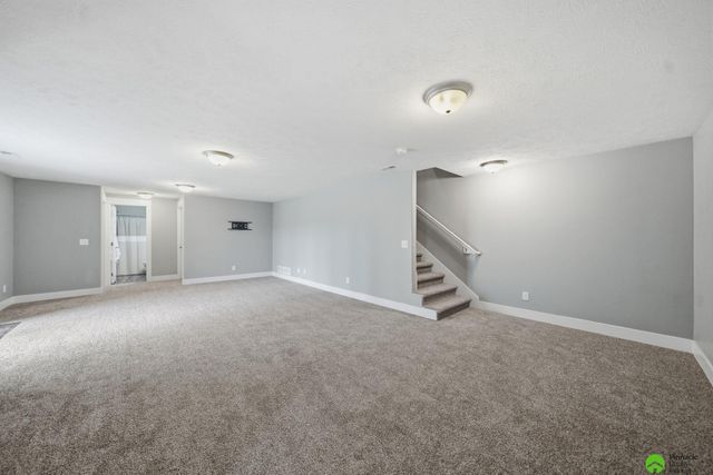 9515 Friedman Street, Lincoln, NE 68516