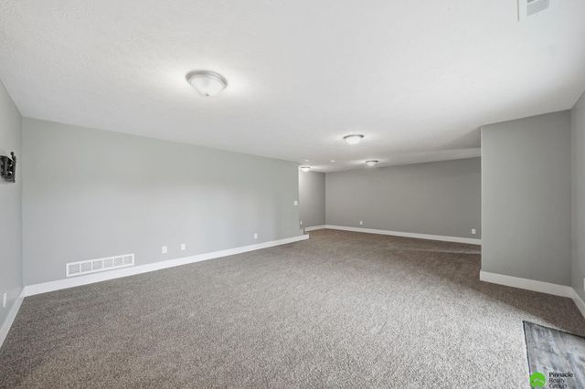 9515 Friedman Street, Lincoln, NE 68516