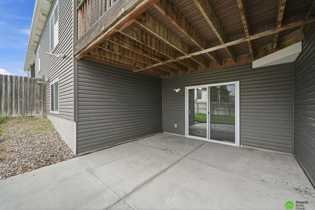 9515 Friedman Street, Lincoln, NE 68516