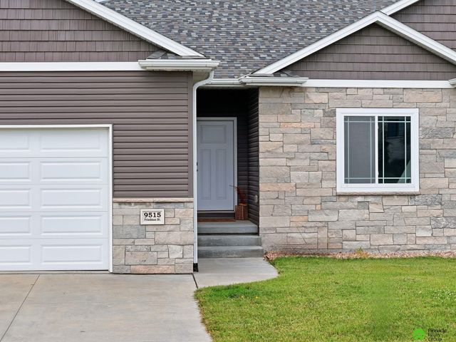 9515 Friedman Street, Lincoln, NE 68516