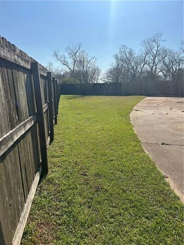 8166 South Wind Drive W, Irvington, AL 36544