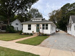 1117 S Madison Street S, Jonesboro, AR 72401