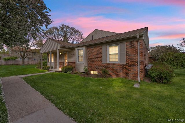 24228 Bashian Drive, Novi, MI 48375