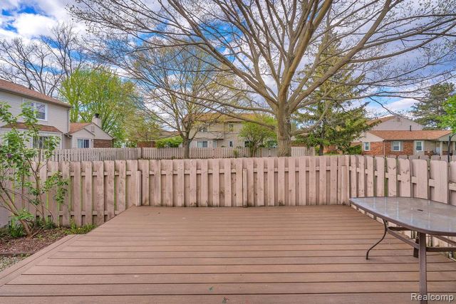 24228 Bashian Drive, Novi, MI 48375