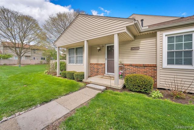 24228 Bashian Drive, Novi, MI 48375