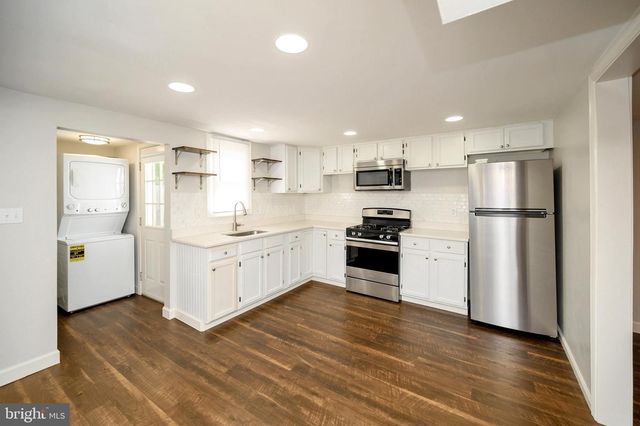 610 SHEPHERD ST, Fredericksburg, VA 22401