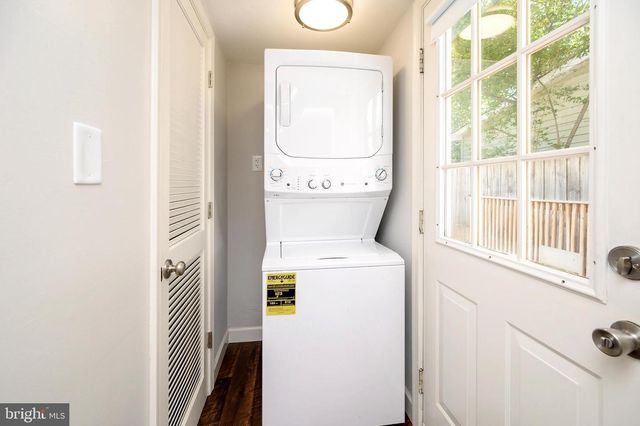 610 SHEPHERD ST, Fredericksburg, VA 22401