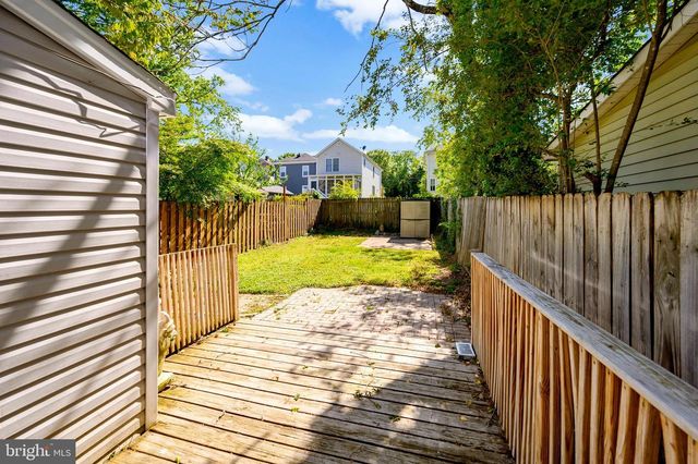 610 SHEPHERD ST, Fredericksburg, VA 22401