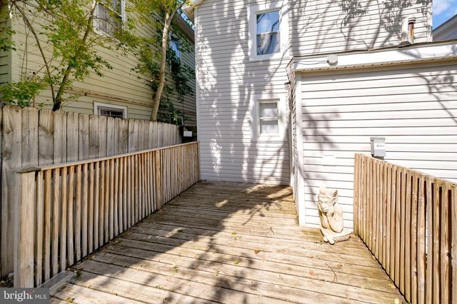 610 SHEPHERD ST, Fredericksburg, VA 22401