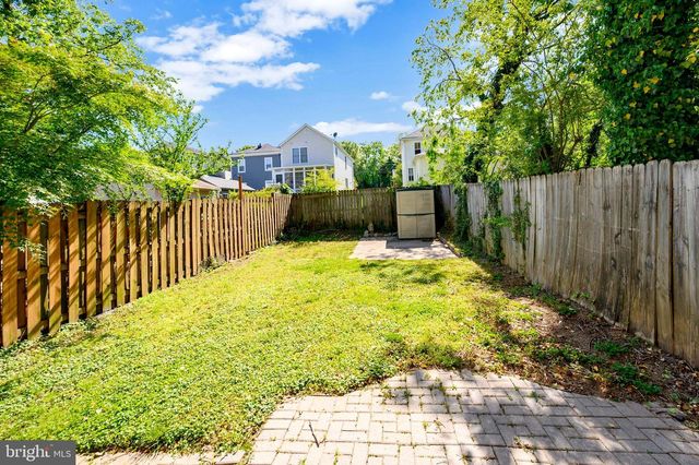 610 SHEPHERD ST, Fredericksburg, VA 22401