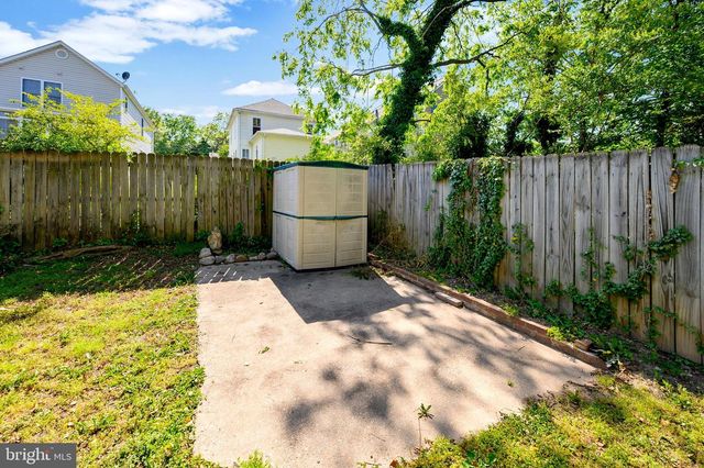 610 SHEPHERD ST, Fredericksburg, VA 22401