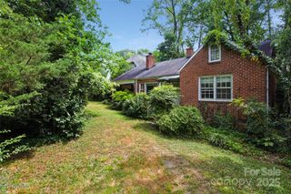1400 Briar Creek Road, Charlotte, NC 28205