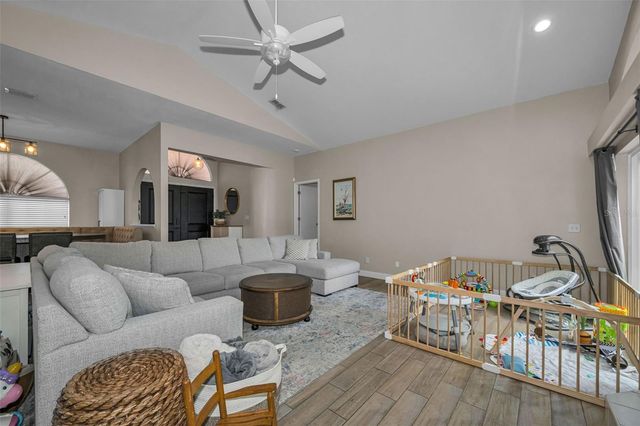 2823 CHALLENGER DRIVE, Palm Harbor, FL 34683