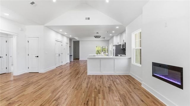 223 E Mill Avenue, Osawatomie, KS 66064
