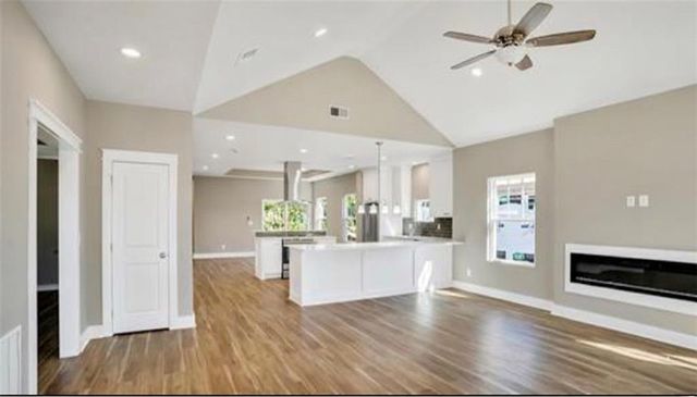 223 E Mill Avenue, Osawatomie, KS 66064