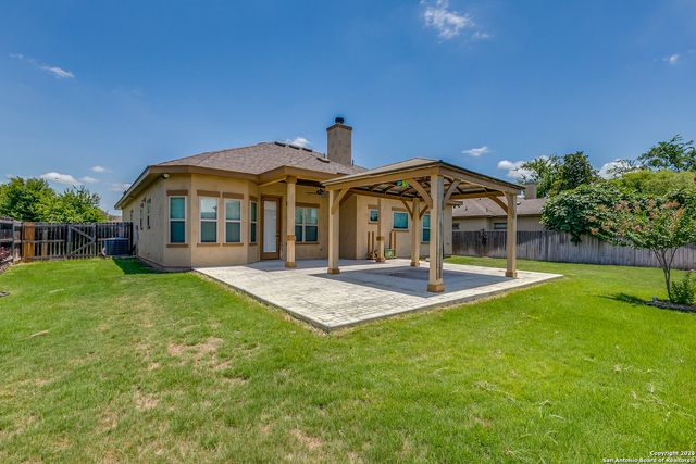 15711 Dell, Selma, TX 78154