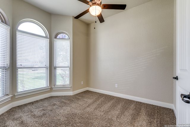 15711 Dell, Selma, TX 78154