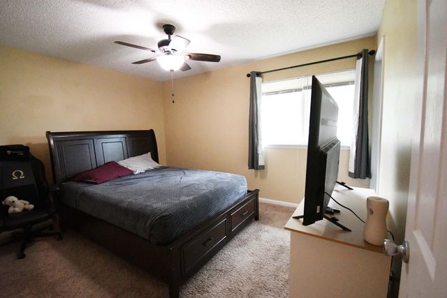 3120 W Countryside Drive, Springfield, MO 65807