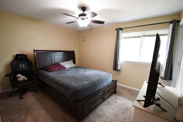 3120 W Countryside Drive, Springfield, MO 65807