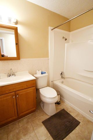 3120 W Countryside Drive, Springfield, MO 65807