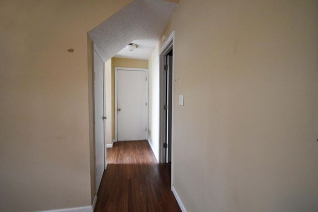 3120 W Countryside Drive, Springfield, MO 65807