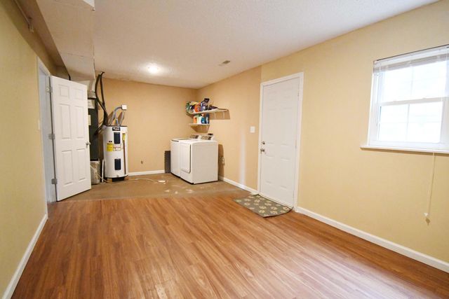 3120 W Countryside Drive, Springfield, MO 65807