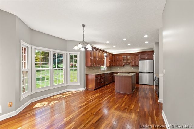 7315 Wind Dance Parkway, Greenville, IN 47124