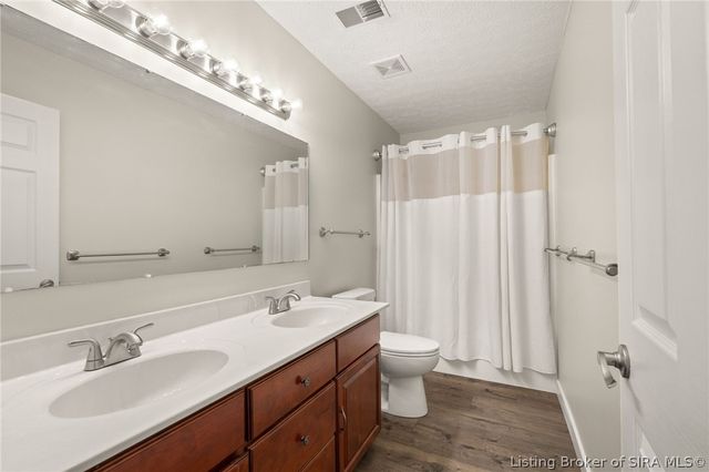 7315 Wind Dance Parkway, Greenville, IN 47124