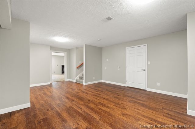 7315 Wind Dance Parkway, Greenville, IN 47124