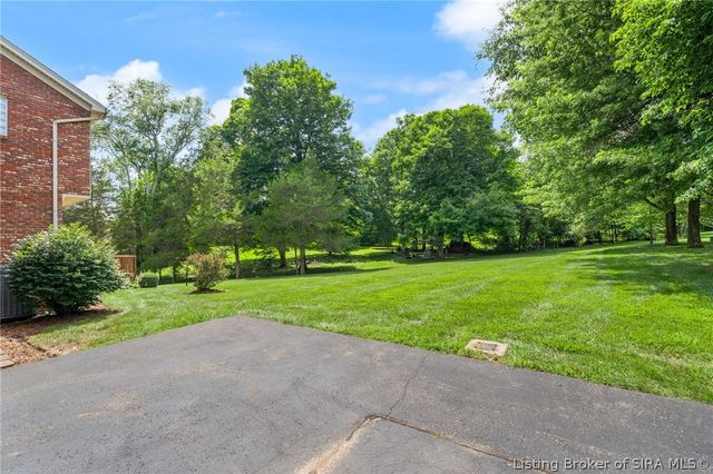 7315 Wind Dance Parkway, Greenville, IN 47124