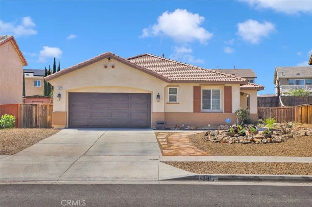 13817 Grant Way, Oak Hills, CA 92344