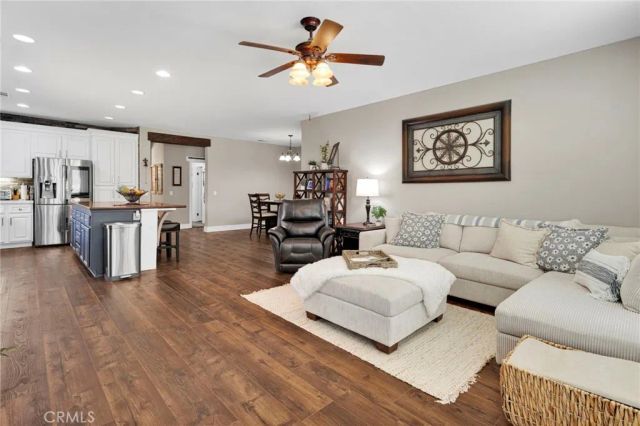 13817 Grant Way, Oak Hills, CA 92344