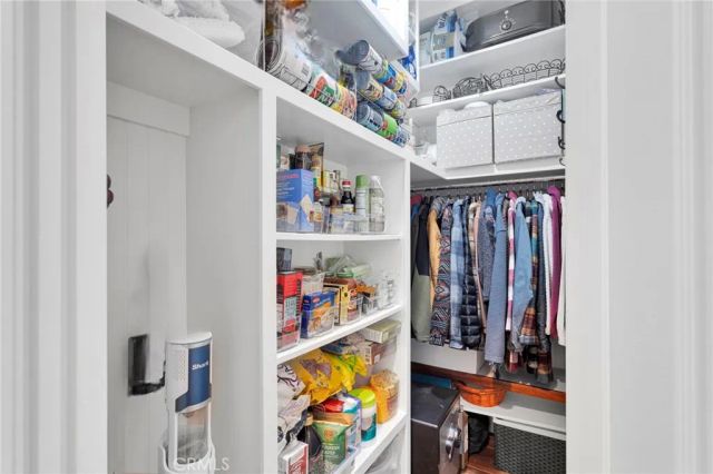 13817 Grant Way, Oak Hills, CA 92344