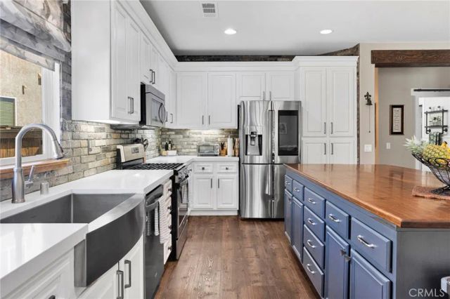 13817 Grant Way, Oak Hills, CA 92344