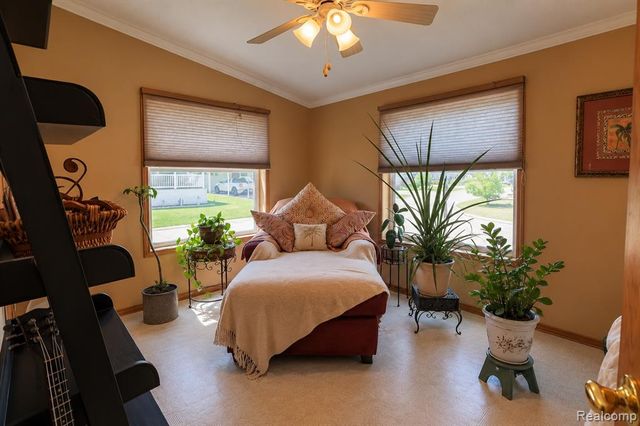 285 Madison Court, White Lake, MI 48386