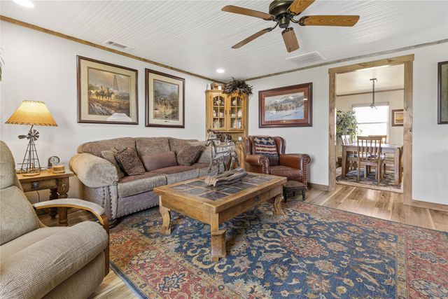 725 County Road 520, Evant, TX 76525