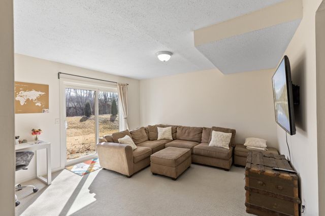 5545 126th Street W, Apple Valley, MN 55124