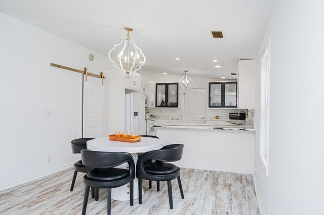 5071 Shelbyville Rd, Mcminnville, TN 37110