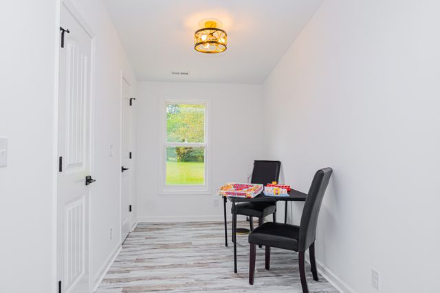 5071 Shelbyville Rd, Mcminnville, TN 37110