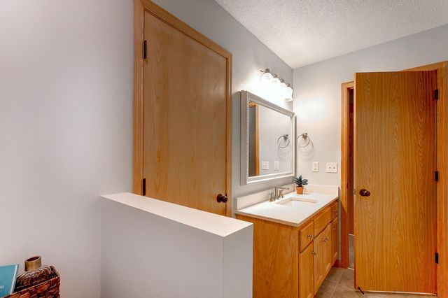 338 4th Avenue NE, Lonsdale, MN 55046
