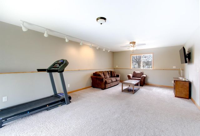 338 4th Avenue NE, Lonsdale, MN 55046