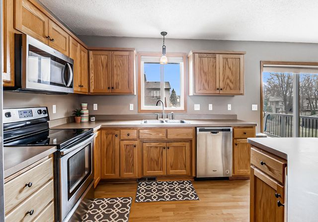 338 4th Avenue NE, Lonsdale, MN 55046