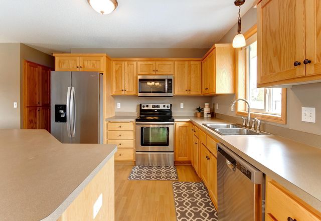 338 4th Avenue NE, Lonsdale, MN 55046