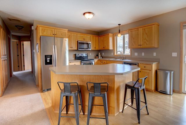 338 4th Avenue NE, Lonsdale, MN 55046