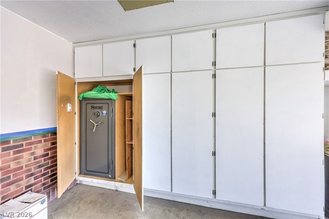 1730 Running Creek Drive, North Las Vegas, NV 89031