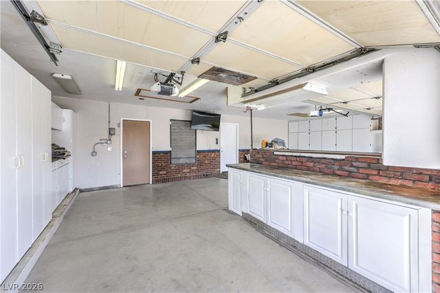 1730 Running Creek Drive, North Las Vegas, NV 89031